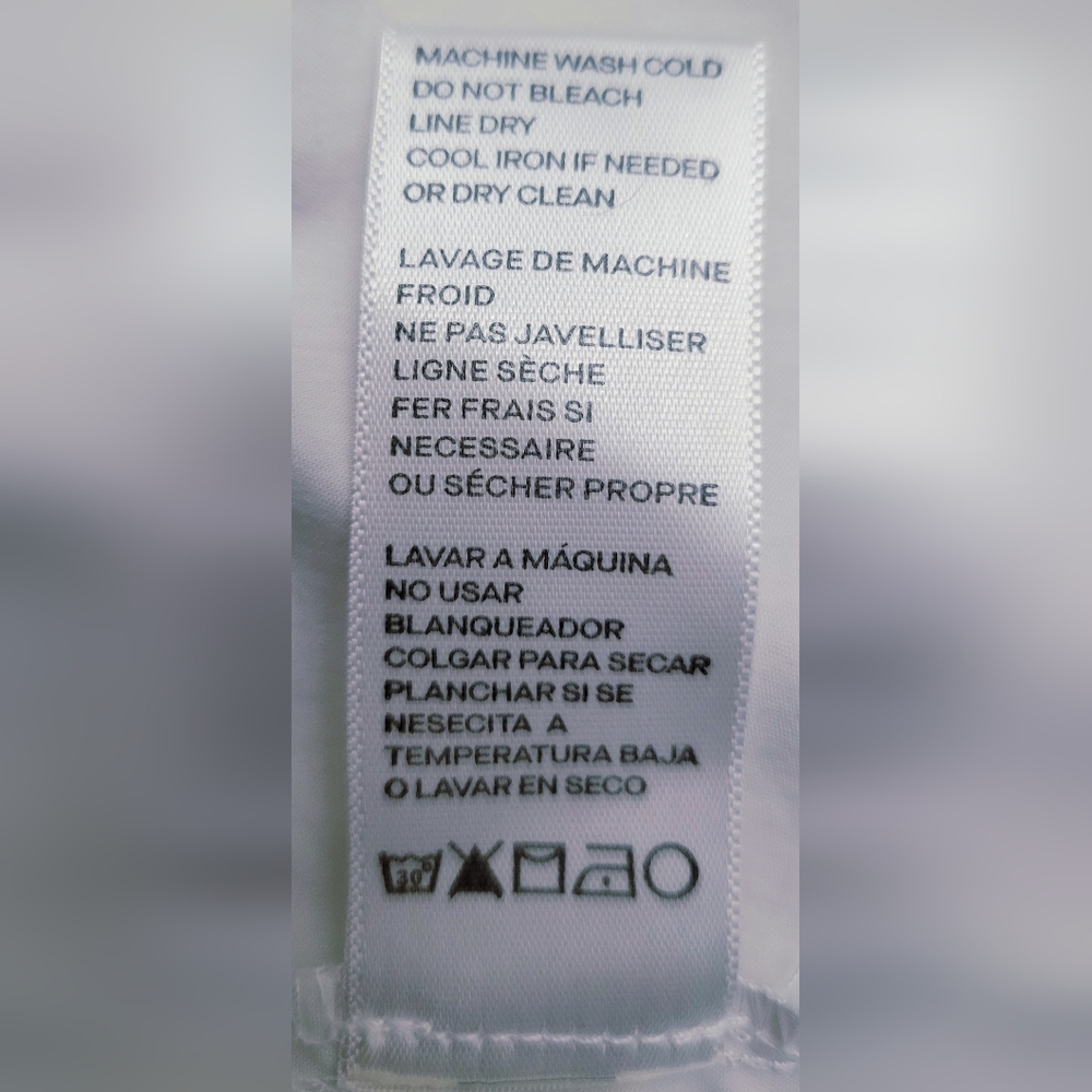 Good American Classic White Button Up Shirt/Blouse | Size 4 - Picture 5 of 5